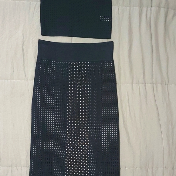 Express off shoulder Crop top and Pencil Skirt - Picture 1 of 4